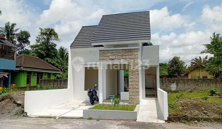 Near Jl Magelang Beautiful Residence Starting from 350 Million Only!