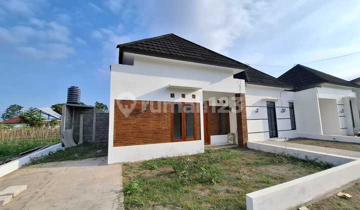 FOR SALE AFFORDABLE HOUSE WITH KPR IN NORTH JL JOGJA SOLO, LEGALITY SHM 1