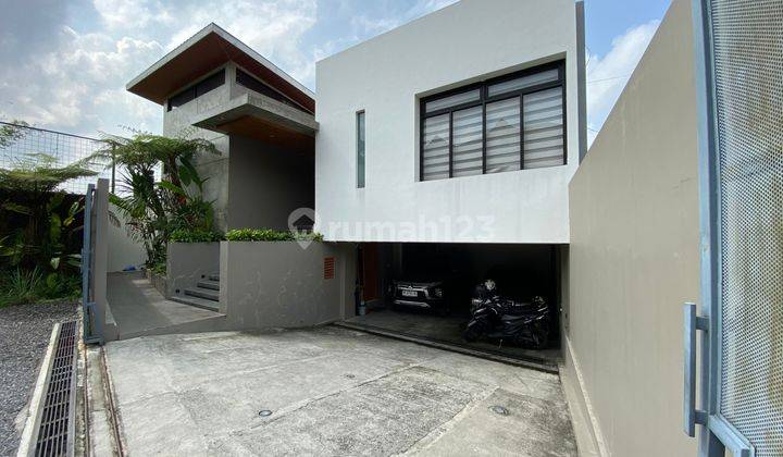 RUMAH MEWAH SIAP HUNI STRATEGIS DI JL KALIURANG KM 13.5 2