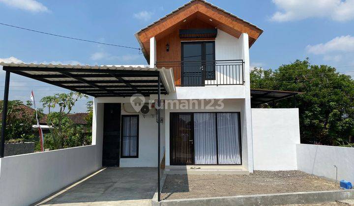 Rumah Scandinavian Di Prambanan Tanah Luas Akses 6.5 Meter 1