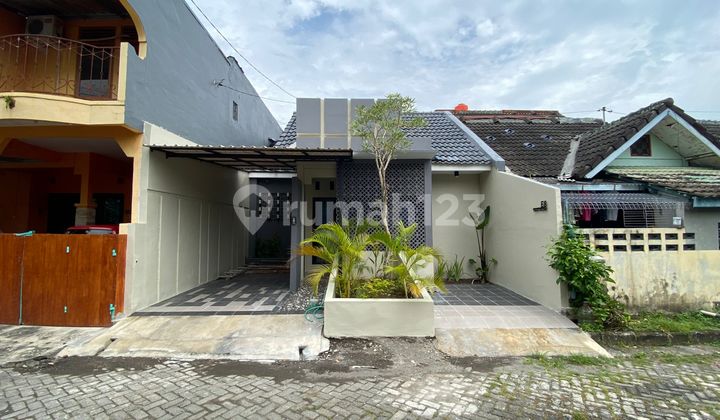 Hunian One Gate System Dalam Perum Security 24/7 Sedang Ada Promo Harga! Hunian One Gate System Dalam Perum Security 24/7 Sedang Ada Promo Harga!