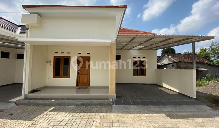 Rumah Siap Huni Lingkungan Asri di Jogja Utara, 5 Menit ke Jl Kaliurang Km 9