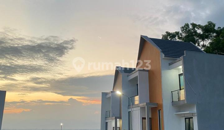 Beautiful Scandinavian Design House 10 Minutes to UMY Campus Jogja 2