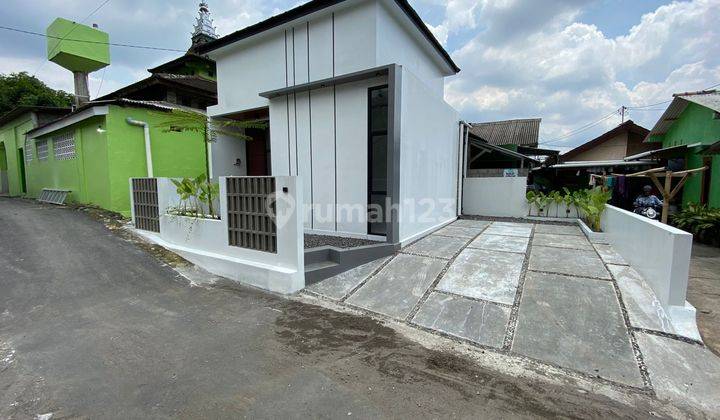 Rumah Baru Estetik Siap Huni di Jakal Km 12 Dekat Kampus Uii 1