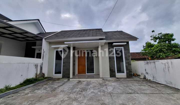 Rumah Siap Huni Murah 500Jt-An di Kalasan 6 Menit ke Candi Sambisari