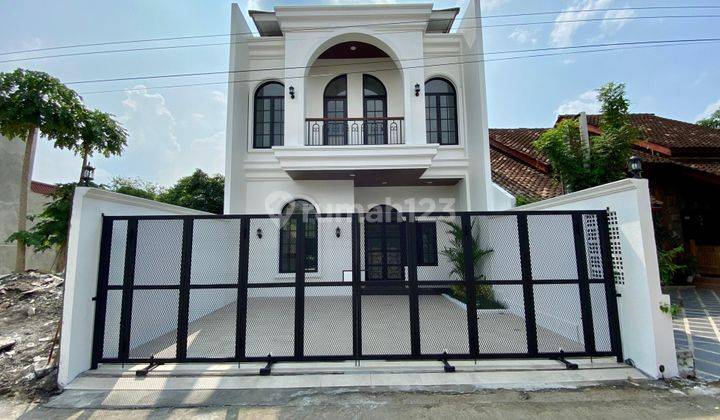 Rumah Premium Mewah di Jogja Dekat Ringroad Utara  1