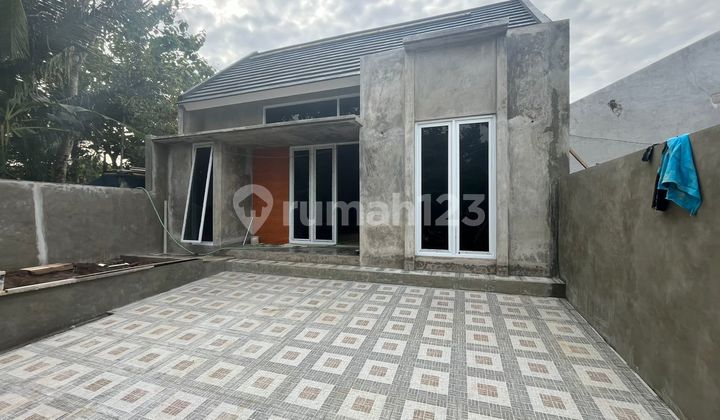 Dijual Rumah Moderen Siap Huni di Jogja Barat Dekat Pasar Godean 2