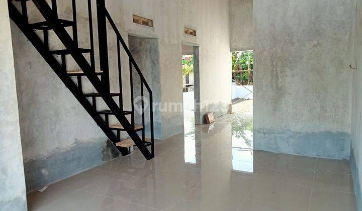 Rumah Bermezanine Serasa 2 Lantai Strategis di Prambanan 4