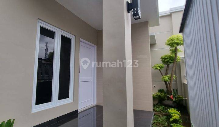 Rumah Modern Siap Huni Bonus Pagar Dan Kanopi di Jl Godean 2