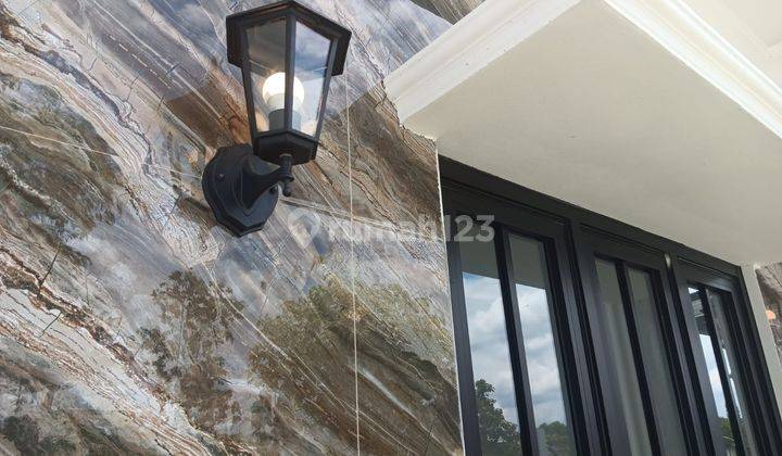 Eropa Klasik Rumah 2 Lantai di Jl Godean Km 9 View Sawah 5