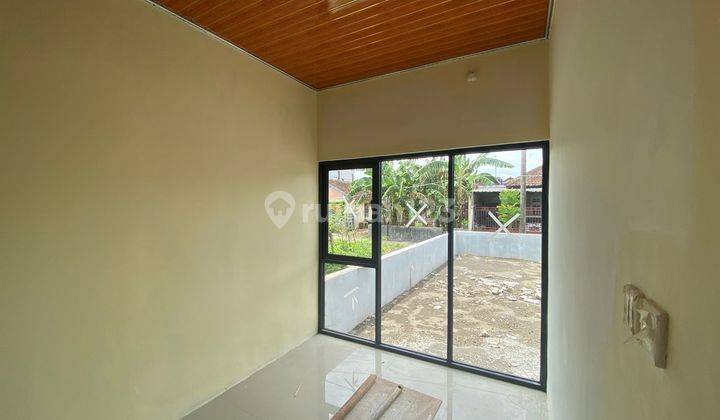 Rumah Apik Serasa 2 Lantai di Prambanan Strategis 7