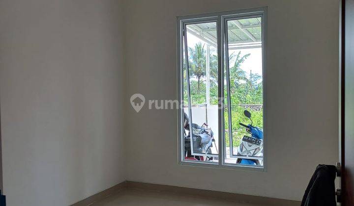 Rumah Modern Tropis di Jl Magelang Lahan Luas Bisa Dikembangkan 5