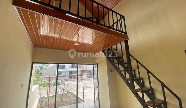 Rumah Scandinavian Lantai Mezzanine Ditimur Candi Prambanan 2
