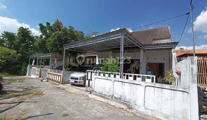 Dijual Rumah Siap Huni 3 Kamar Tidur di Tirtomartani 1
