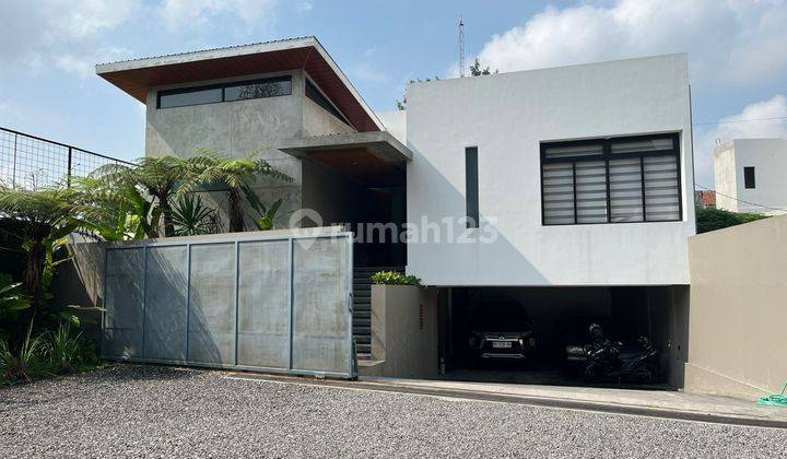 Rumah Kontenporer Premium di Lokasi Strategis Jl Kaliurang 1