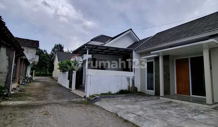RUMAH MURAH SIAP HUNI DI KALASAN 500JT-an DEKAT JL PURWOMARTANI
