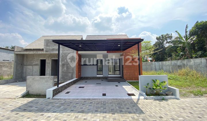 Hunian Modern di Jl Purbaya Mlati, Harga 600Jt-An Akses Super Praktis Hunian Modern di Jl Purbaya Mlati, Harga 600Jt-An Akses Super Praktis