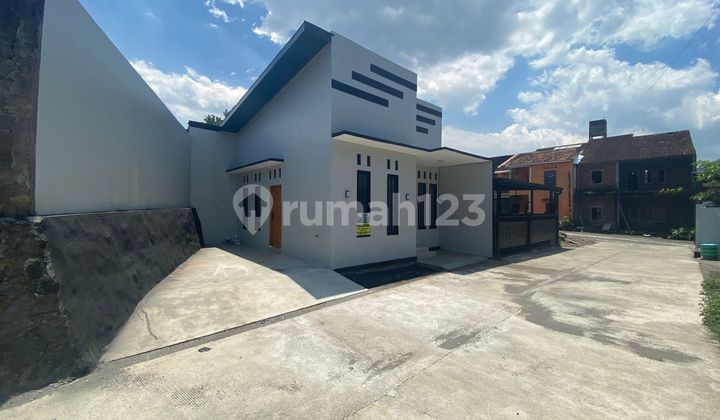 Just 750 Million, Get a Beautiful House with a Bonus Water Heater! 2