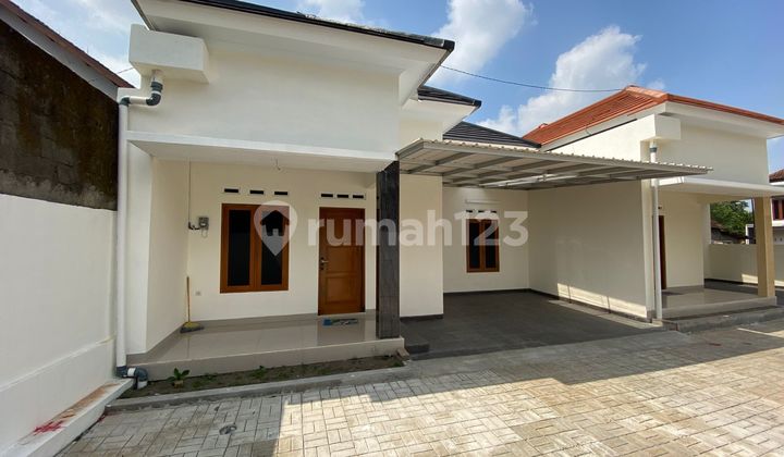 Rumah Siap Huni Luas 700Jt-An di Ngemplak, 5 Menit ke Jl Kaliurang KM 9 Rumah Siap Huni Luas 700Jt-An di Ngemplak, 5 Menit ke Jl Kaliurang KM 9