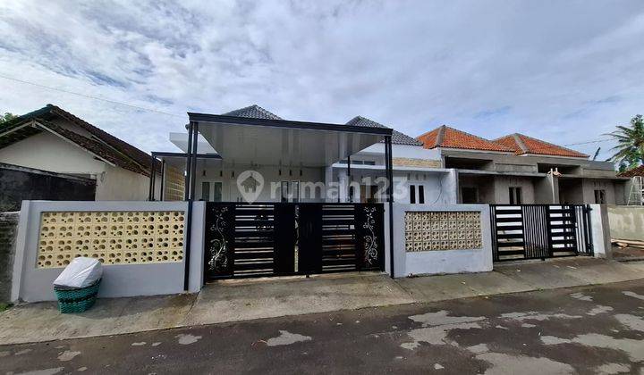 Rumah Baru Siap Huni 500 Jt an di Utara Pasar Godean  2