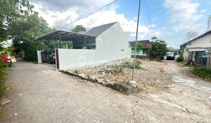 Rumah Nyaman Moderen, Fasilitas Lengkap di Barat Jl Palagan  2