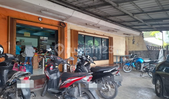 Quick Sale, Ready-to-Use Roadside Business Space in Bandung, Negotiable