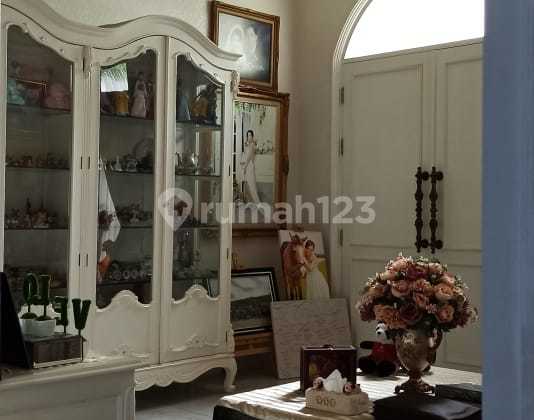 Jual Cepat, Rumah Mewah Semi Furnish Di Villa Artha Gading, Nego  2
