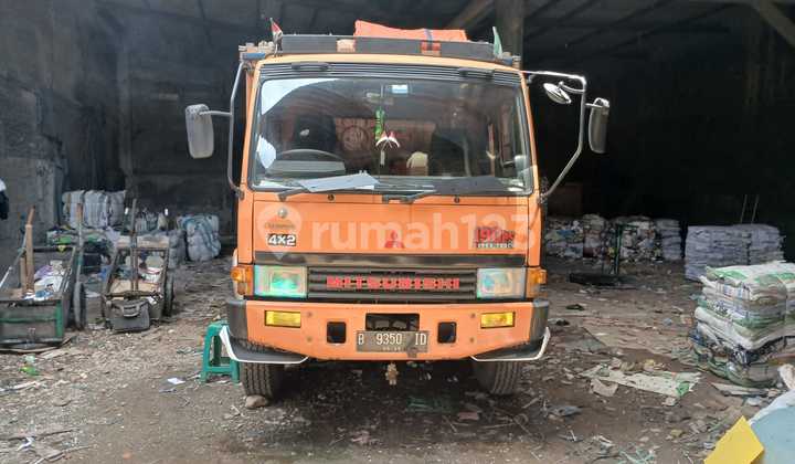 Quick Sale, Strategic Location Warehouse for Business in Serdang, Negotiable Quick Sale, Strategic Location Warehouse for Business in Serdang, Negotiable