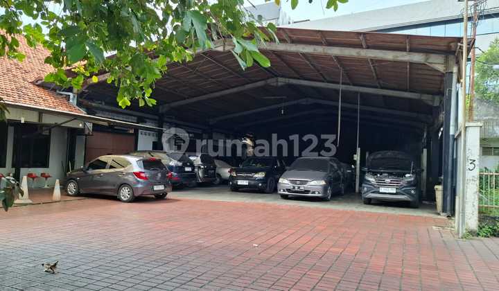 Quick Sale, Ready-to-Use Land + Workshop Building in Slipi