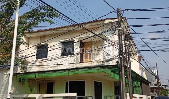 Jual Cepat, Rumah Hoek Rapih Semi Furnish Siap Huni Di Gading Griya Lestari 1