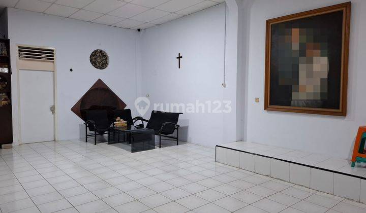 Jual Cepat, Rumah 2,5Lt Siap Huni Bisa Untuk Usaha Di Karang Anyar, Nego 2