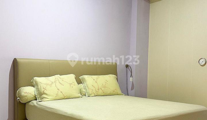 Quick Sale, Neat 2-Story House Ready to Occupy in Kelapa Gading, Negotiable 2