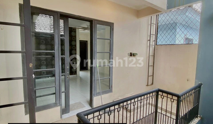 Rumah 2 Lantai Siap Huni Legenda Wisata Cibubur 11