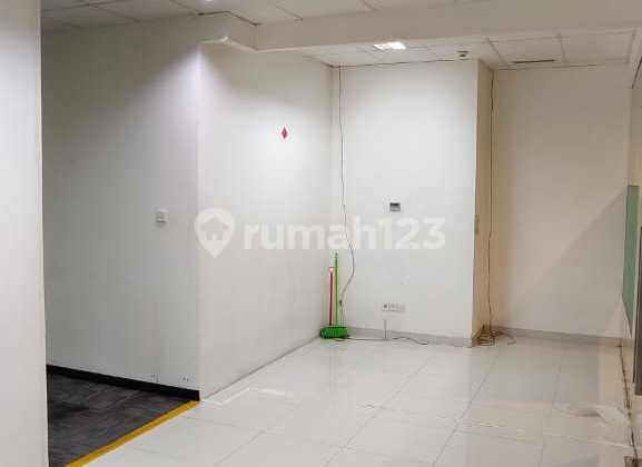 Disewakan Soho Capital Sudah ada Sekat Unfurnished Disewakan Soho Capital Sudah ada Sekat Unfurnished