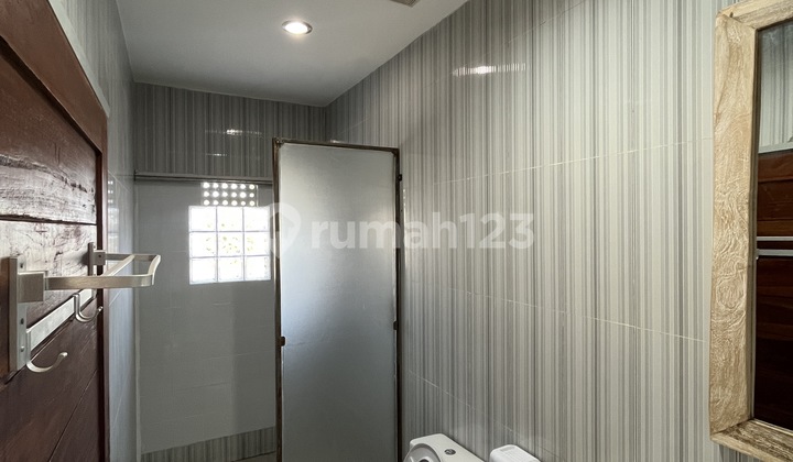 Private 3BR Villa Near Legian Beach 7