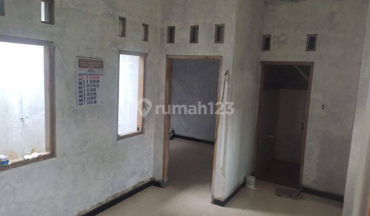 Rumah Dekat Pasar Godean, Siap Huni, Lt 100, Lb 50 7