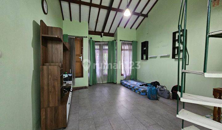 Dijual Rumah 2 Lantai Sarijadi Bandung Strategis 2