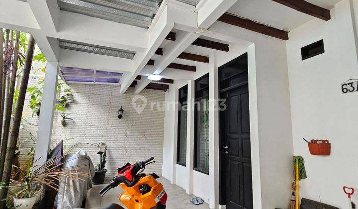 Dijual Rumah 2 Lantai Sarijadi Bandung Strategis 1