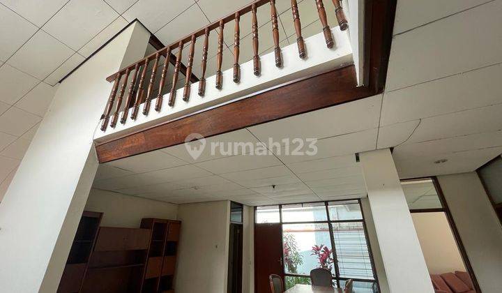 Dijual Rumah 2 Lantai Hegarmanah Strategis 2