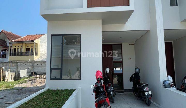 Rumah 2 Lantai Antapani Bangunan Bagus Modern Lokasi Strategis 2