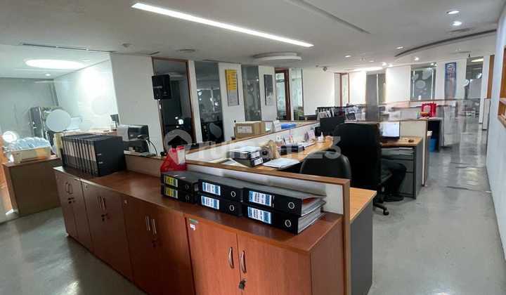 Dijual Gedung Lokasi Strategis Cocok Untuk Kantor Di Kemang, Jakarta Selatan