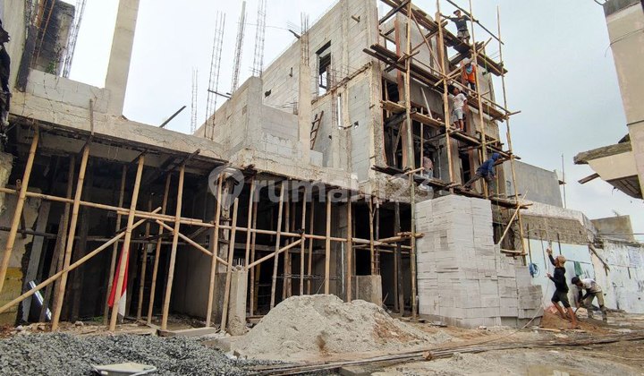 Rumah mewah utan kayu matraman rawamangun jatinegara akses 2 mobil 2