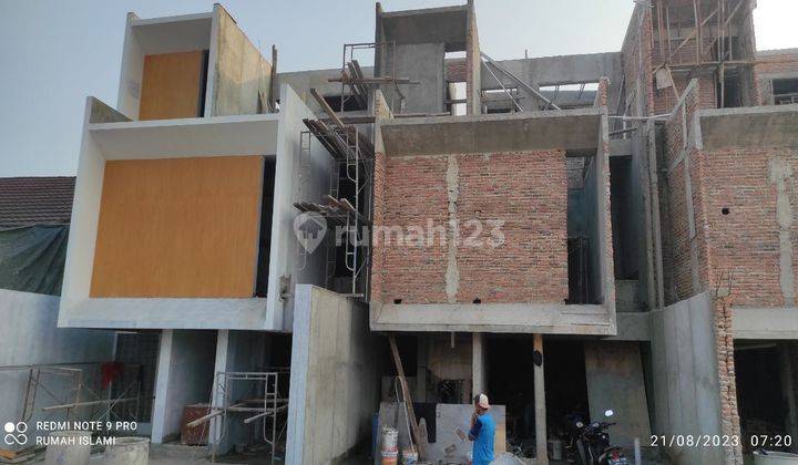 Rumah Mewah Dijual Murah Bintara 3 Lantai 2 Carpot Akses Mobil 2