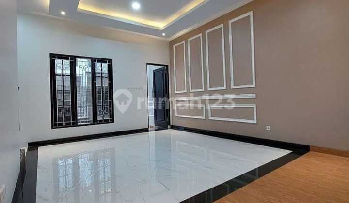 Rumah Secondary dengan Lingkungan Townhouse Yg Tenang, Aman, Nyaman Daerah Kebagusan dan Jagakarsa. 2