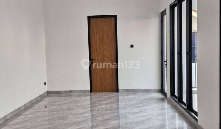 Rumah 2,5 lantai Lebak Bulus, Jakarta Selatan 2