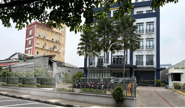 For Sale: 5-Story Building in Lebak Bulus, South Jakarta