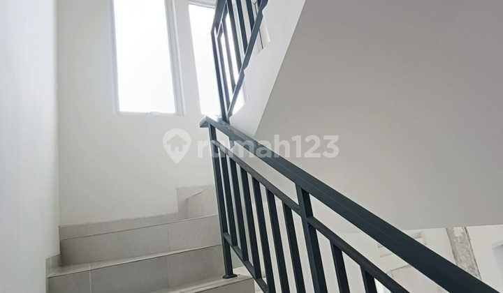 foto lainnya  rumah lokasi sentul city. cluster