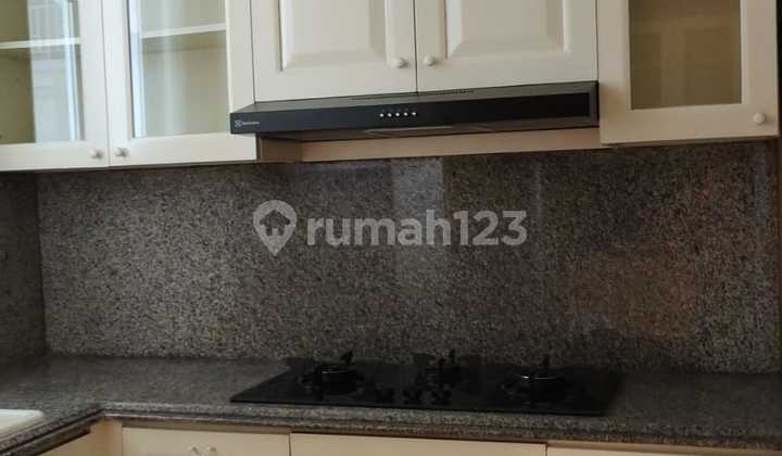 Disewakan Apartment Dharmawangsa Residence Mewah dan Exclusive 2
