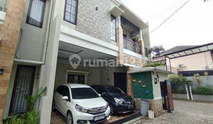 Secondary House in a Quiet, Safe, and Comfortable Townhouse Environment in the Kebagusan and Jagakarsa Areas.