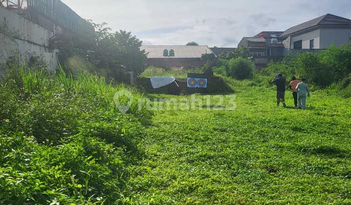Dijual Tanah Luas Dibawah Harga NJOP 5.9Jt/M2 di Petukangan Selatan Jaksel